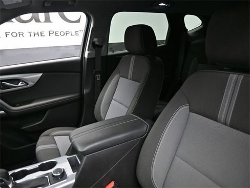 Used 2025 Chevrolet Blazer LT w/ LPO, Floor Liner Package image 16