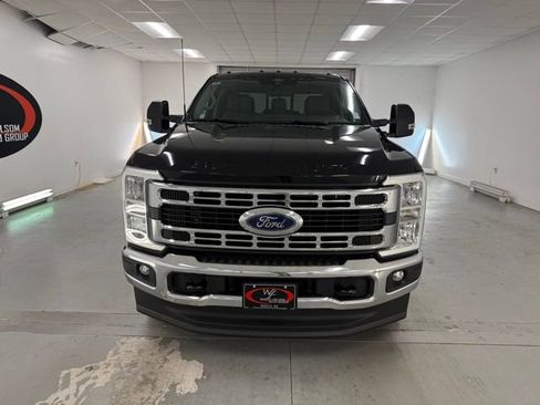 New 2026 Ford F350 XL w/ XL Chrome Package image 2