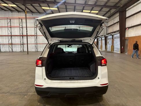 Used 2022 Chevrolet Equinox LS w/ LPO, Floor Liner Package image 12