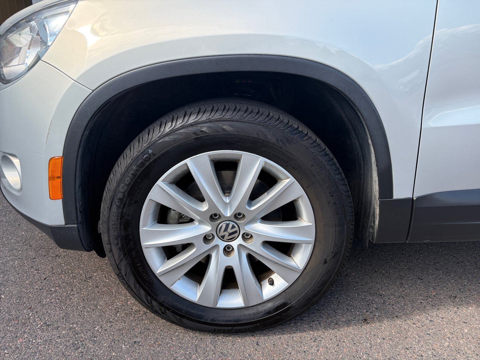 Used 2009 Volkswagen Tiguan SEL AWD/4WD image 10