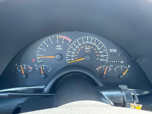 Used 1993 Pontiac Firebird Formula RWD image 12