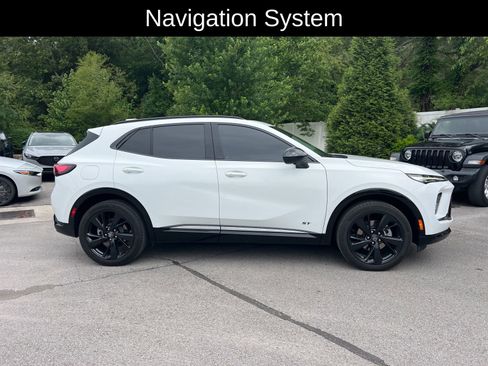 Used 2024 Buick Envision Sport Touring AWD/4WD image 3