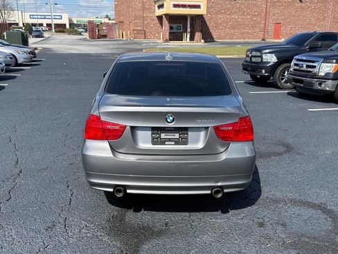 Used 2011 BMW 335i xDrive Sedan AWD/4WD image 5