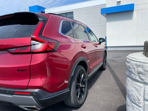 Used 2025 Honda CR-V Sport-L image 4