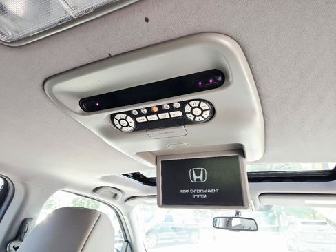 Used 2013 Honda Pilot Touring image 26