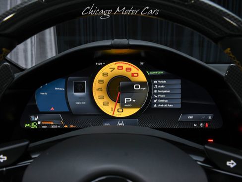 Used 2024 Ferrari Roma Spider RWD image 10