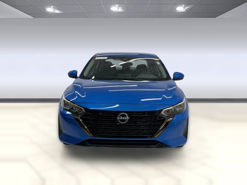 Used 2024 Nissan Sentra SV FWD image 5
