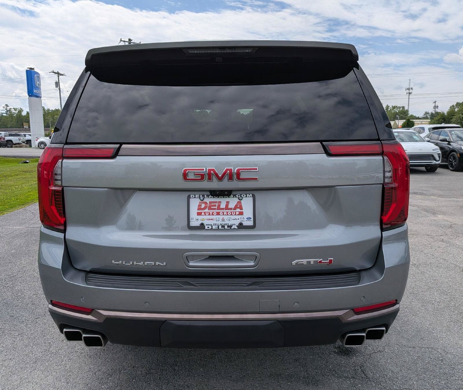 Certified 2026 GMC Yukon AT4 Ultimate AWD/4WD image 9