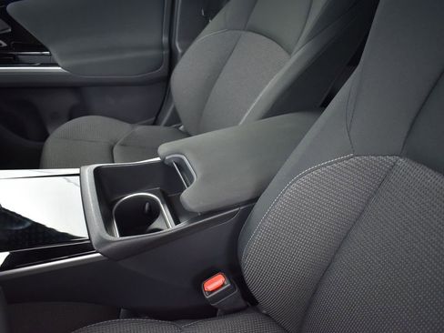 Used 2024 Subaru Solterra Premium image 13