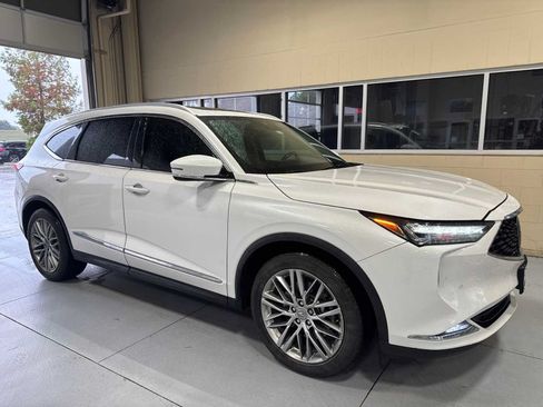 Used 2024 Acura MDX w/ Advance Package AWD/4WD image 3