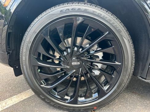 New 2026 Lincoln Aviator Reserve w/ Jet Appearance Package AWD/4WD image 12
