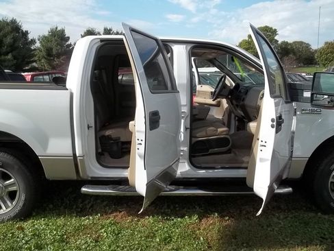 Used 2007 Ford F150 XLT AWD/4WD image 7