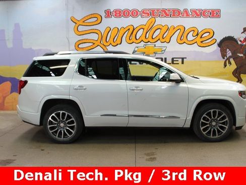 Used 2021 GMC Acadia Denali w/ GMC Pro Grade Package image 1