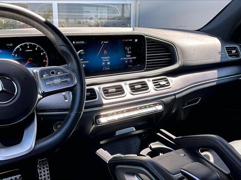 Used 2023 Mercedes-Benz GLS 450 4MATIC image 6