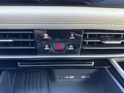 New 2026 Volkswagen Atlas SEL image 28