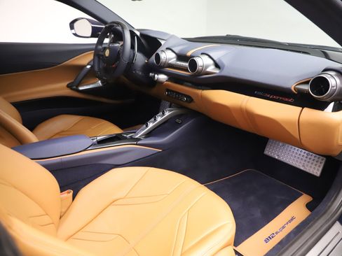 Certified 2020 Ferrari 812 Superfast RWD image 17