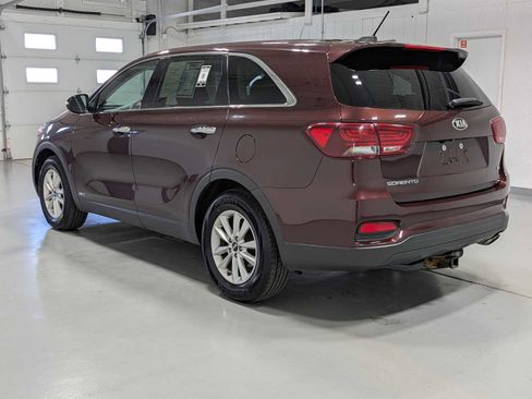 Used 2019 Kia Sorento LX image 10