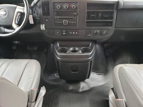 Used 2017 Chevrolet Express 2500 LS RWD image 15
