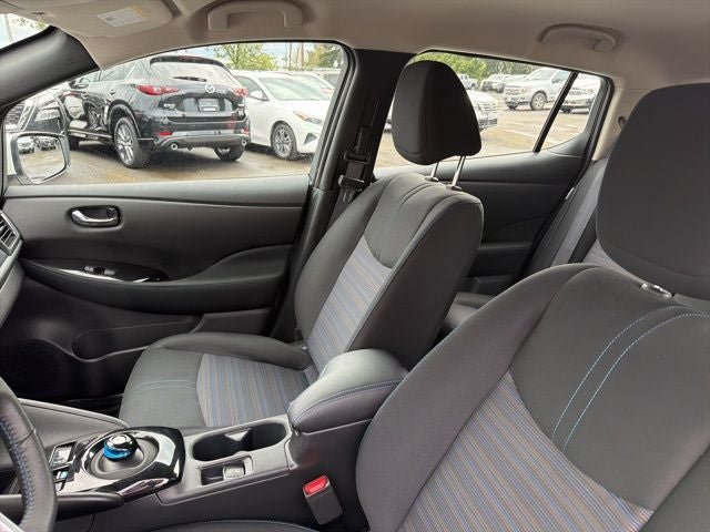 Used 2025 Nissan Leaf SV Plus FWD image 12