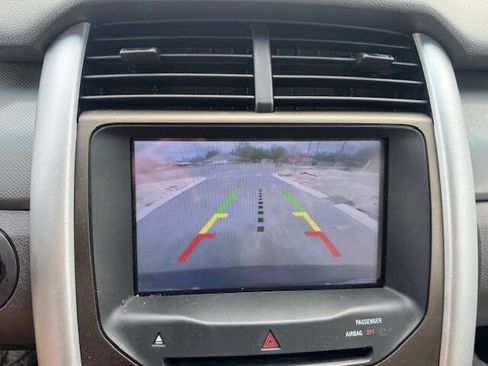 Used 2012 Ford Edge SEL FWD image 44