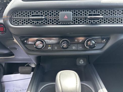 Certified 2025 Honda HR-V Sport image 16