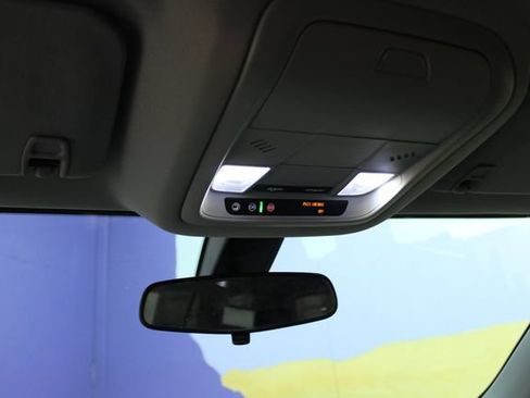 Used 2017 GMC Acadia SLE FWD image 20