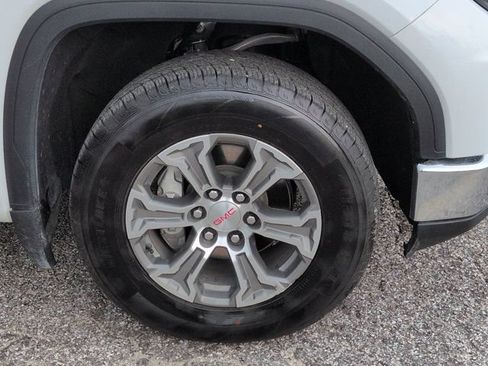 Used 2025 GMC Sierra 1500 SLT RWD image 10