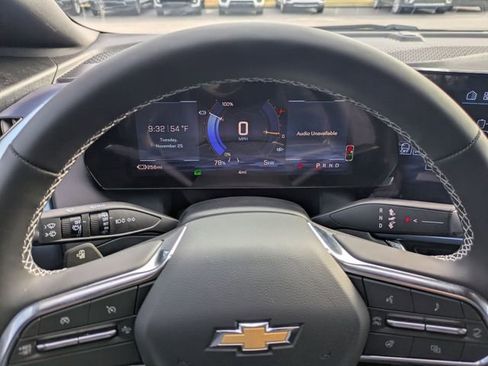 New 2026 Chevrolet Equinox EV LT image 16