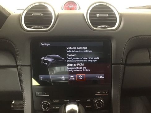 Certified 2024 Porsche 718 Cayman GTS RWD image 31