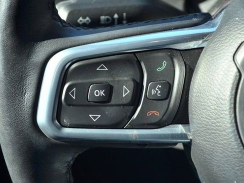 Used 2021 Jeep Wrangler Unlimited Sahara image 20