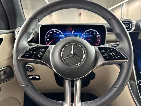 Certified 2025 Mercedes-Benz GLC 300 4MATIC image 29