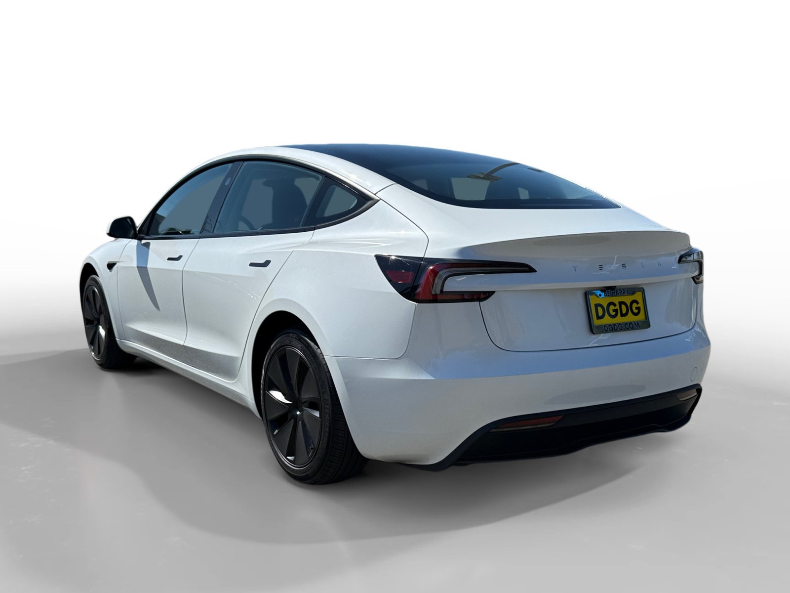 Used 2025 Tesla Model 3 Long Range RWD image 3