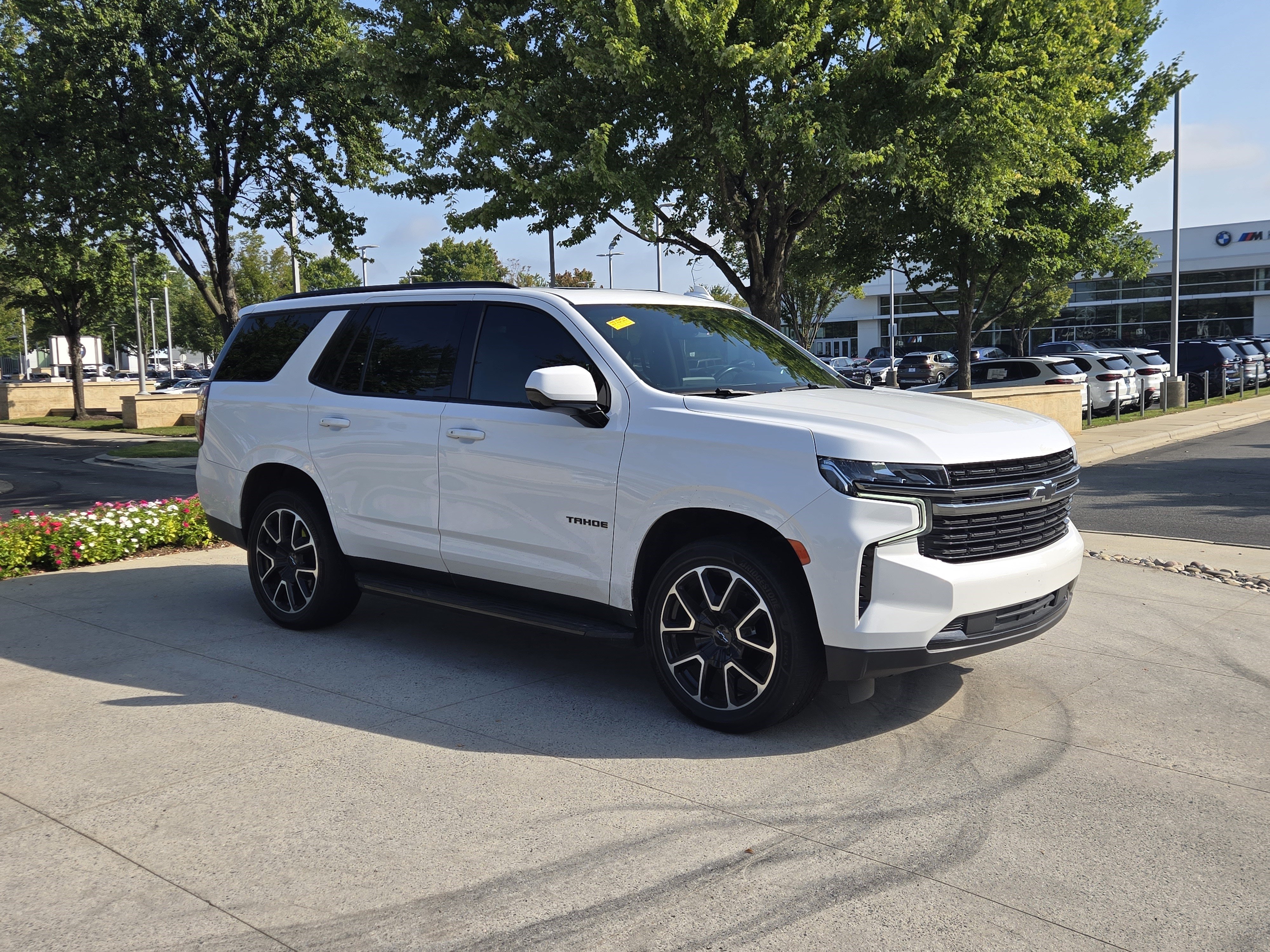 Used 2021 Chevrolet Tahoe RST AWD/4WD image 2