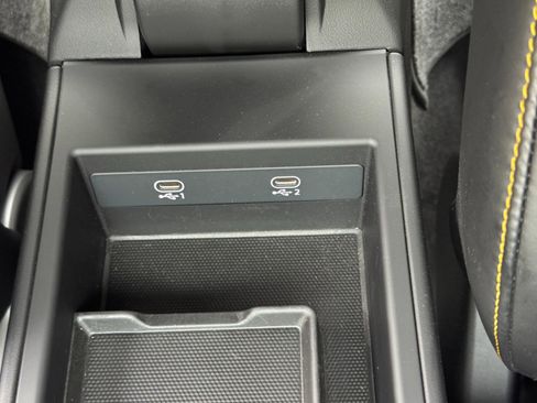 Used 2023 Porsche 911 GT3 image 40