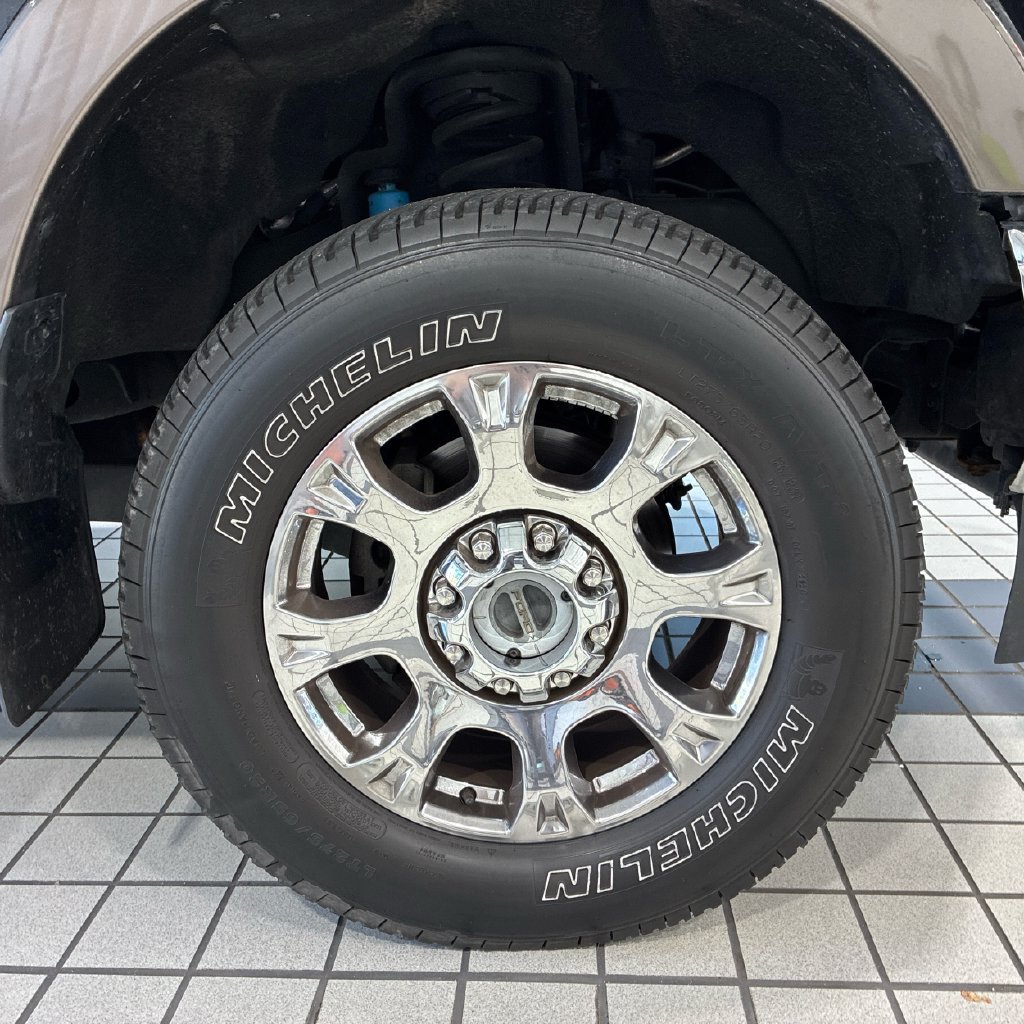 Used 2021 Ford F250 King Ranch w/ King Ranch Ultimate Package AWD/4WD image 16
