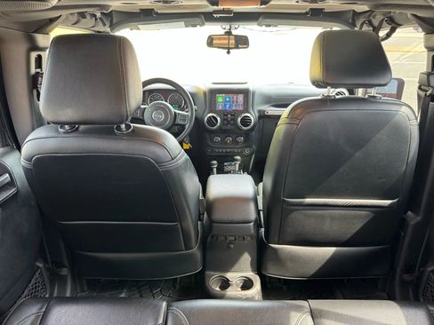 Used 2013 Jeep Wrangler Unlimited Sahara w/ Connectivity Group image 14