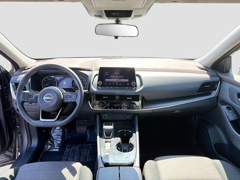 Used 2022 Nissan Rogue SV FWD image 3