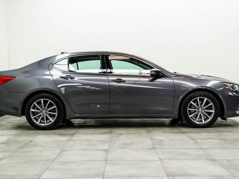 Used 2018 Acura TLX image 10