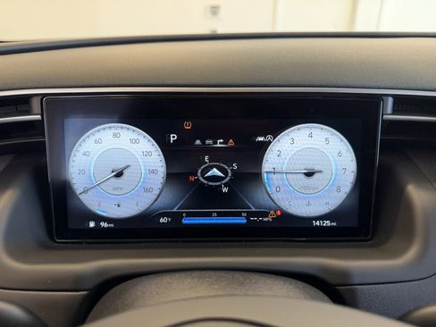 Used 2023 Hyundai Tucson Limited image 23