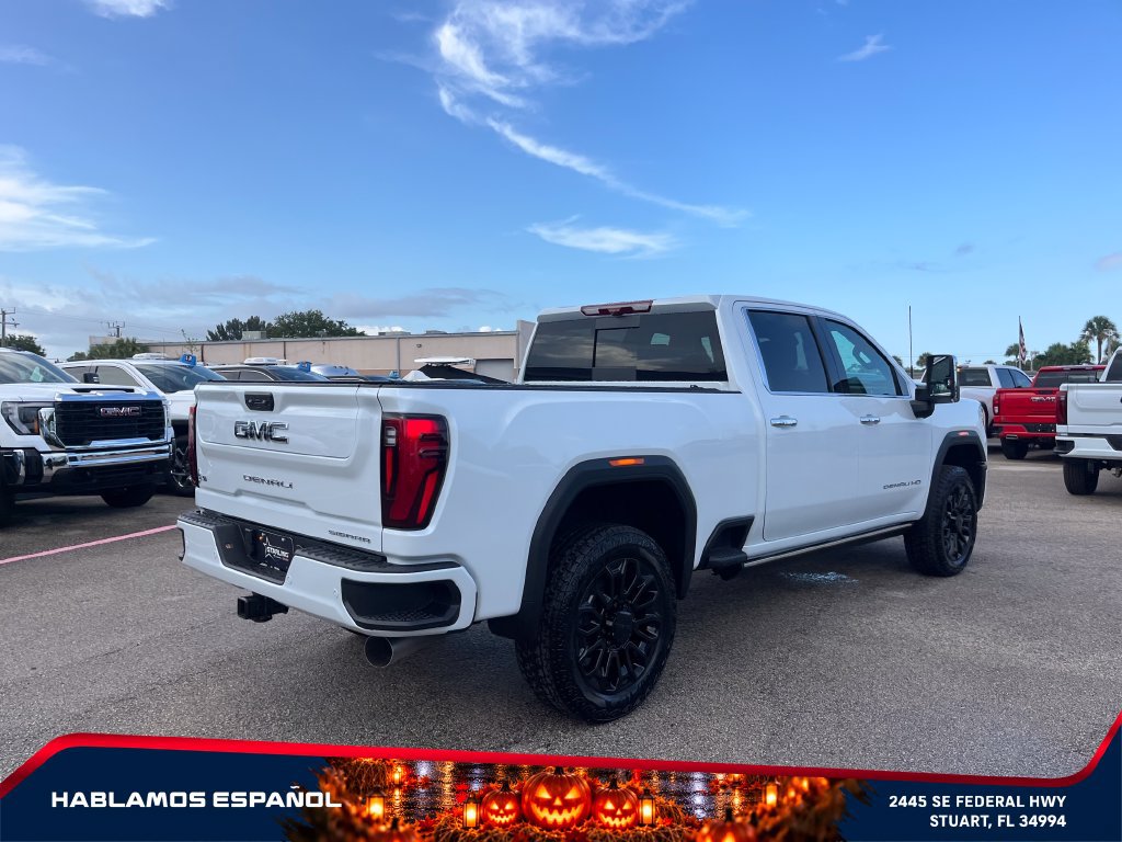 New 2026 GMC Sierra 2500 Denali Ultimate AWD/4WD image 7