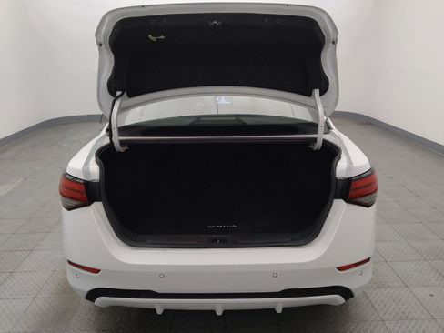 Used 2022 Nissan Sentra SV FWD image 29
