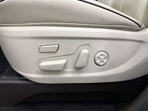 Used 2020 Hyundai Palisade Limited image 10