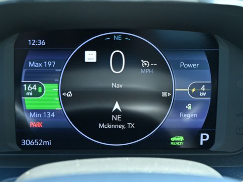 Used 2023 Chevrolet Bolt EUV Premier w/ Sun & Sound Package FWD image 19