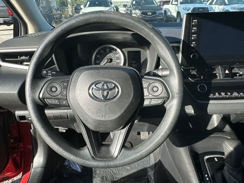 Used 2020 Toyota Corolla LE FWD image 21