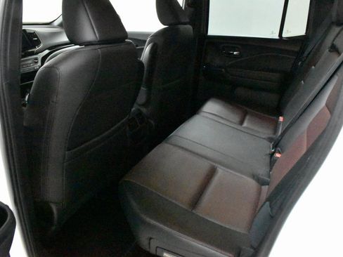 Used 2022 Honda Ridgeline Black Edition image 14