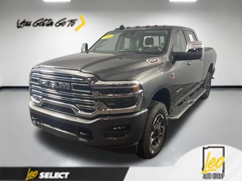 Used 2026 RAM 2500 Laramie AWD/4WD image 1