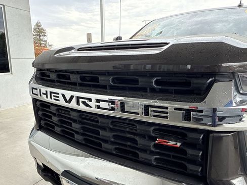 Used 2020 Chevrolet Silverado 2500 LT w/ All Star Edition image 28