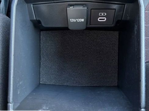 Used 2024 Toyota Corolla SE image 34