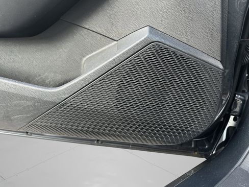 Certified 2023 Honda Accord LX image 32