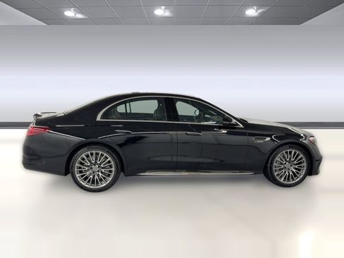 New 2026 Mercedes-Benz E 53 AMG e 4MATIC Sedan image 8